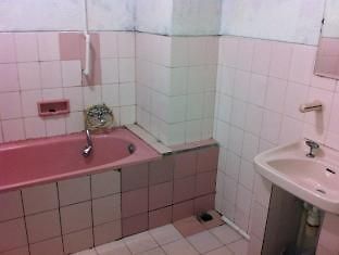 Catellya Guest House Cipaku Bandung Exterior foto